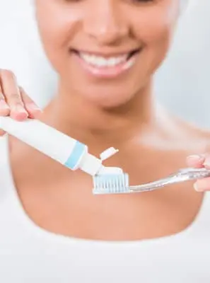 Posso usar creme dental para sensibilidade sem indicação do dentista?