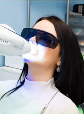 Clareamento dental a laser é indicado para todos?