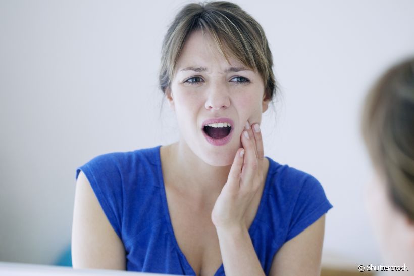 De vez em quando você costuma sentir alguns estalos na sua mandíbula? A especialista Rhianna Barreto explica se este pode ser um sinal preocupante da DTM