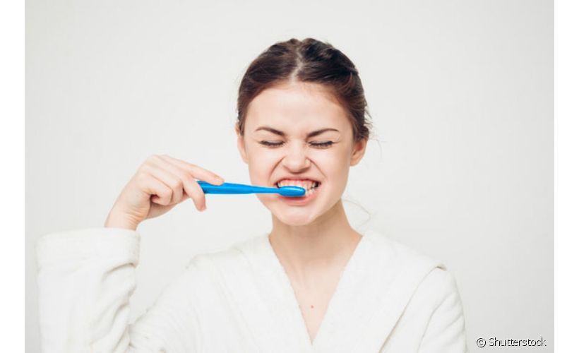 Higiene bucal não é um sinônimo de sangramento na gengiva. Mas será que esta reação pode ser causada pela escova de dente?