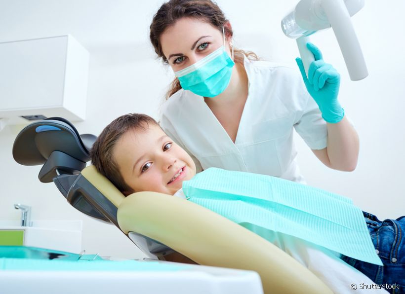Odontologia desde cedo! Você conhece tudo de odontopediatra? Descubra mais sobre a especialidade responsável por cuidar da saúde dos pequenos