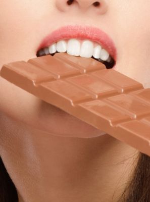 Mitos e verdades sobre o chocolate para a saúde bucal