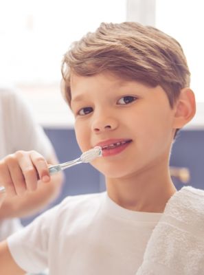 A partir de qual idade a criança já pode usar creme dental?