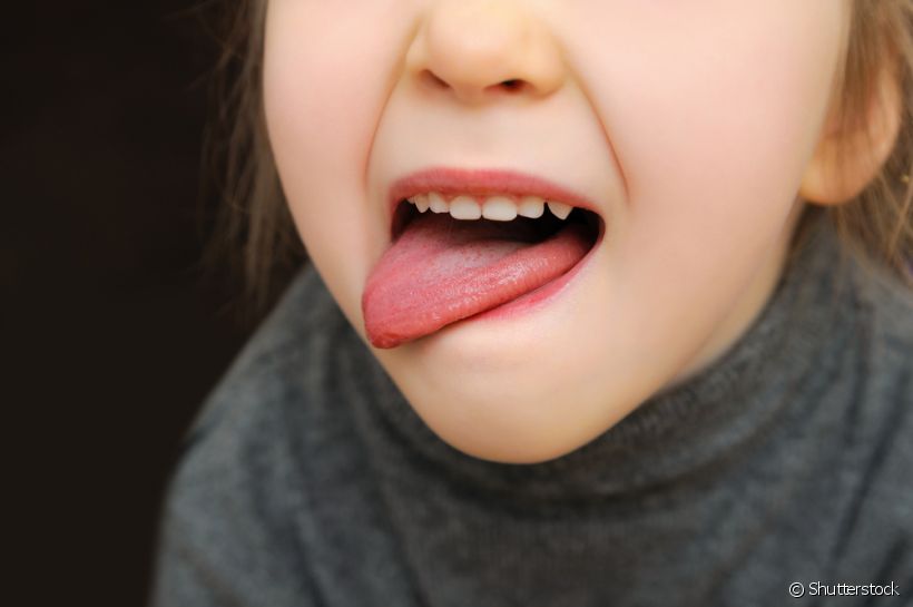 O que é o pH da saliva? Entenda sua importância para a saúde bucal e em que momentos ele pode indicar riscos de problemas bucais
