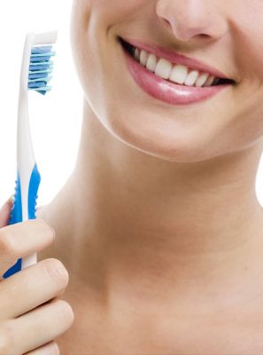 Herpes bucal: escova de dente deve ser trocada com frequência