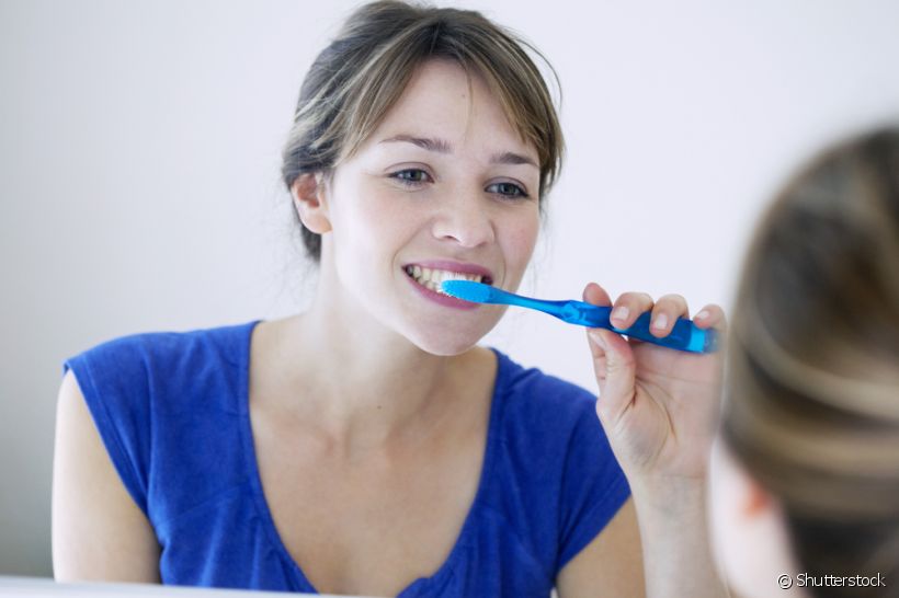 Deixar de lado a escovação adequada dos dentes pode trazer sérios problemas para a saúde bucal, saiba quais são!