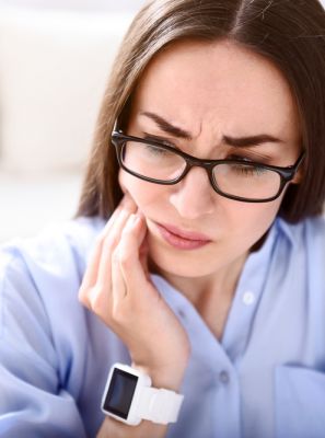 Dor no dente pode ser sintoma de mordida cruzada?