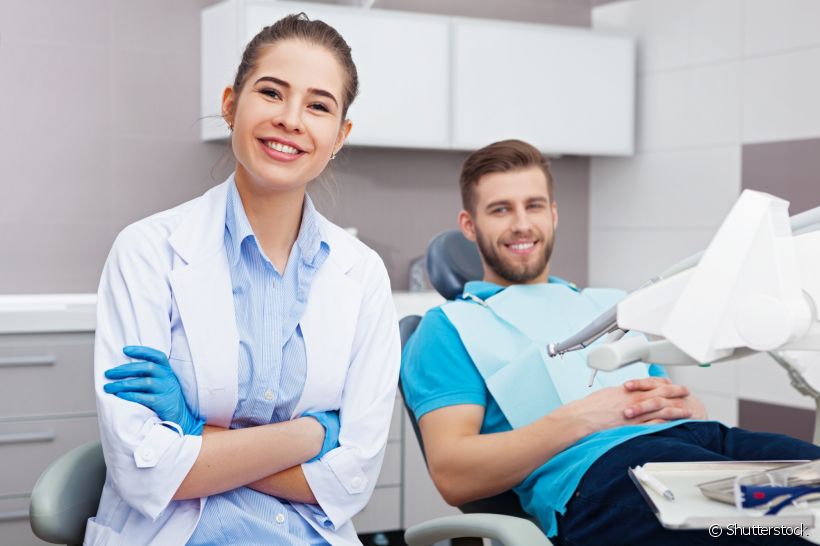 Você conhece os diferentes profissionais da odontologia? Não deixe de entender sobre cada um desses trabalhos e como eles podem ajudar a manter sua saúde bucal