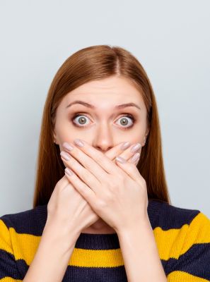 Mau hálito matinal é considerado um problema bucal?