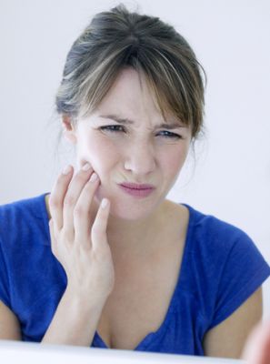 O que são lesões na polpa do dente e o que pode causá-las?
