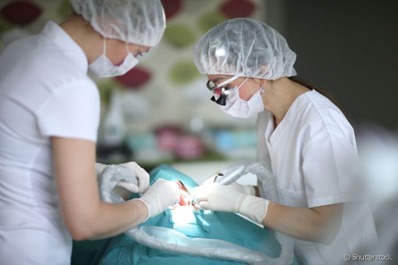 O que vem depois da cirurgia ortognática? O dentista especialista no assunto, Diego Limoeiro, recomenda todos os cuidados necessários depois da operação