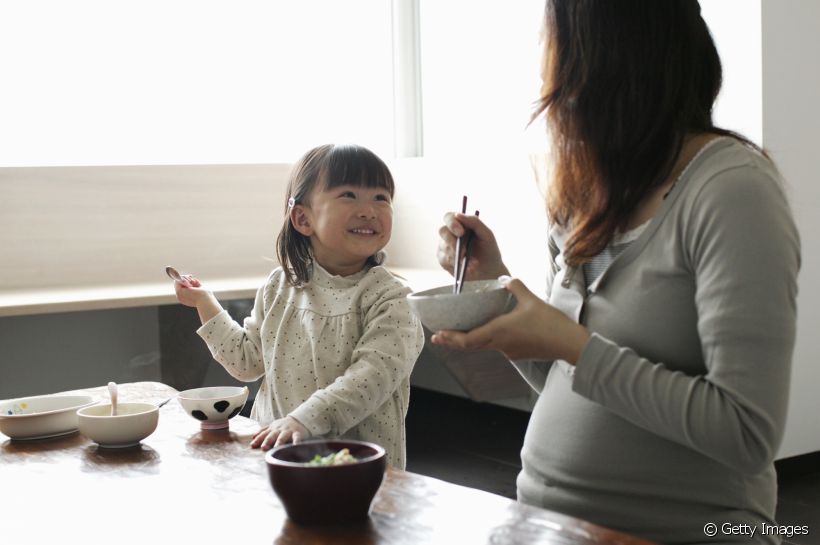 A alimentação no período da gravidez pode influenciar a saúde da criança. Saiba mais