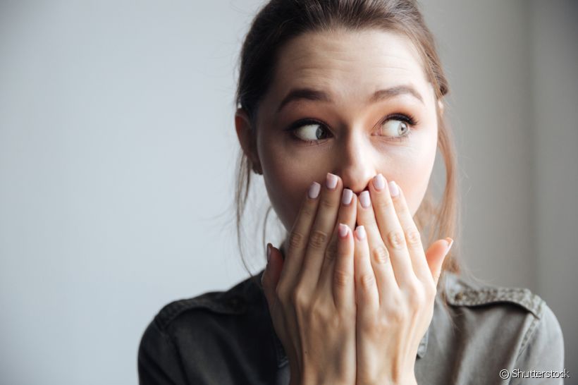 A síndrome de Sjögren afeta as glândulas salivares e isso pode favorecer o surgimento do tão temido mau hálito. Entenda como isso pode acontecer 