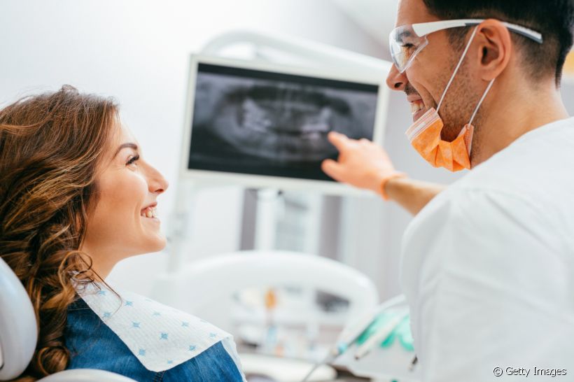 Você já ouviu falar na endodontia e no que um especialista dessa especialidade odontológica faz? Saiba mais sobre essa área e como ela pode ajudar o seu sorriso