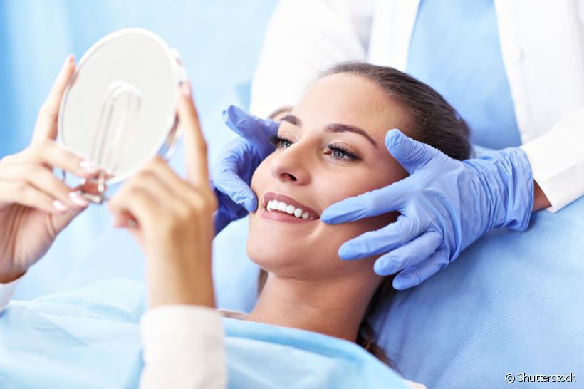 A dentística se preocupa em deixar o seu sorriso muito mais bonito e funcional. Você já ouviu falar sobre essa especialidade da odontologia? Saiba mais!