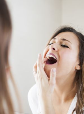 Meu dente caiu: conheça os possíveis motivos da queda dentária