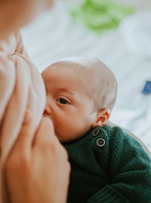 Leite materno pode causar cárie nos dentes de leite?