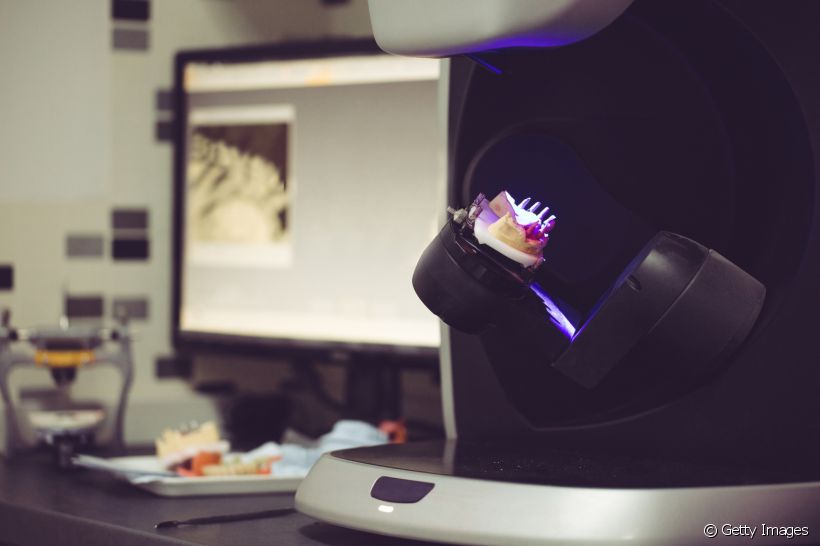 A tecnologia 3D oferece um planejamento virtual que pode beneficiar o diagnóstico e tratamento de quadros na odontologia. Veja como a inovação funciona na prática!