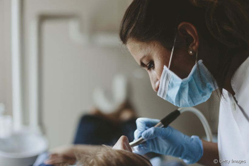 Assim como outros procedimento odontológicos, o enxerto ósseo dentário também pode apresentar algumas complicações. Entenda!