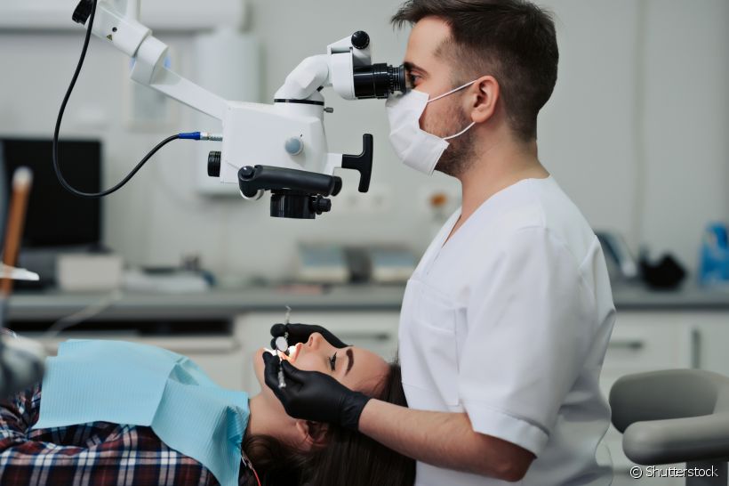 Entenda como funciona a microscopia endodôntica e os benefícios da técnica para sua saúde bucal