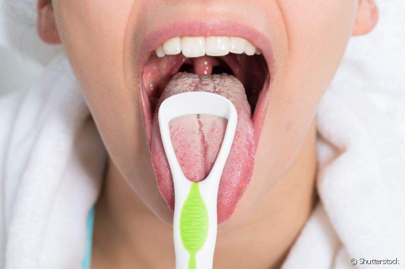 Usar o limpador de língua para promover uma boa higiene bucal é fundamental. Mas será que todos os pacientes podem utilizá-lo? Entenda!