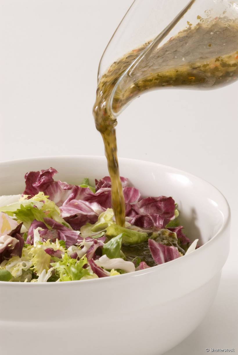 Molhos para salada são ricos em frutose na composição