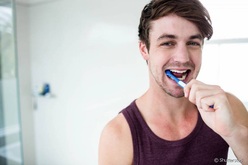 Após a sua refeição, quanto tempo você leva para escovar os dentes? Se você excede o tempo de meia hora, saiba que pode estar correndo riscos