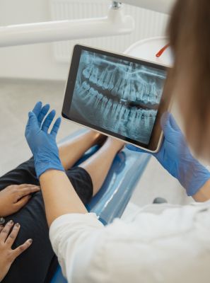 Radiografia é a única maneira de diagnosticar a necessidade de um tratamento de canal?