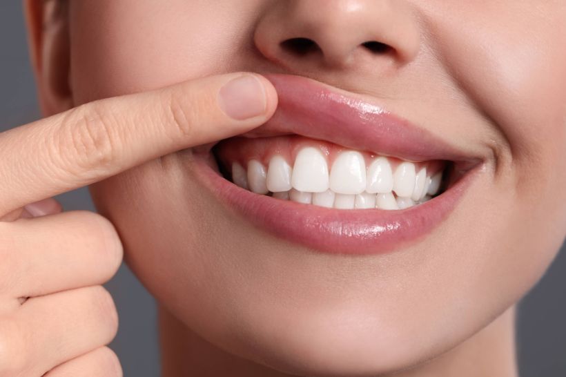 O tratamento para doenças da gengiva pode demandar a troca de creme dental. Leia para entender melhor