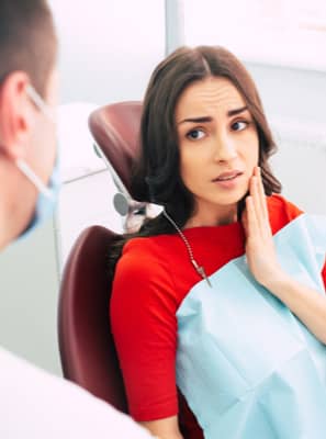Como tratar a sensibilidade dentária? Profissional desvenda as principais dúvidas sobre o tema