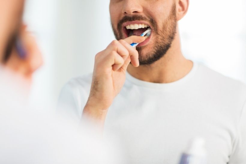 Saiba como cuidar do curativo no dente e as medidas necessárias para evitar a queda do selante provisório