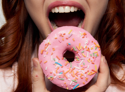 Comer doces causa mais cáries?