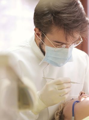 Dente do siso deve ser extraído antes do tratamento ortodôntico?